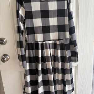 Black and Cream Plaid Midi Dress Size L